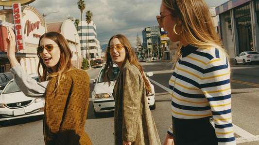 HAIM: Behind the Album - Backdrop