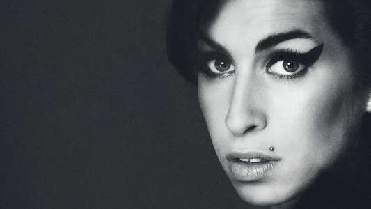 Amy - Backdrop