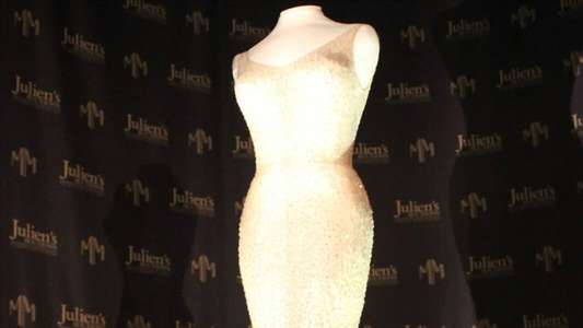 Marilyn Monroe: Auction of a Lifetime - Backdrop