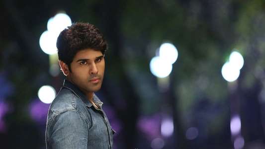 Okka Kshanam - Backdrop