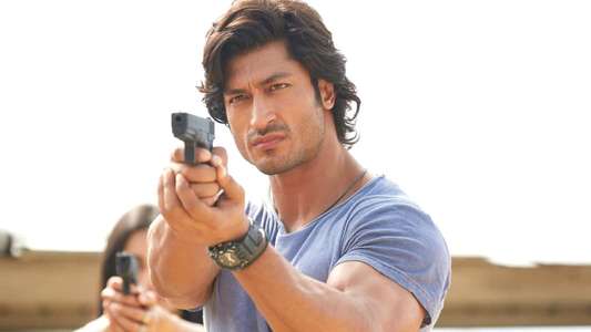 Commando 2: The Black Money Trail - Backdrop