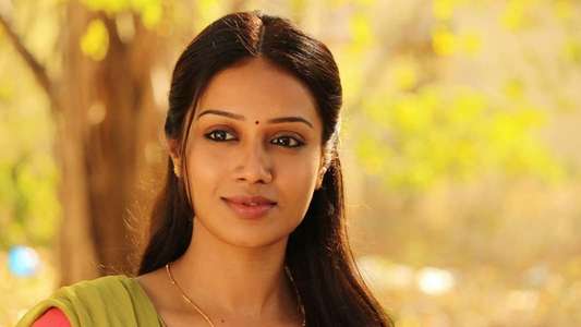 Podhuvaga En Manasu Thangam - Backdrop