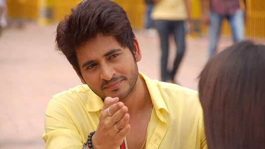 Majnu - Backdrop