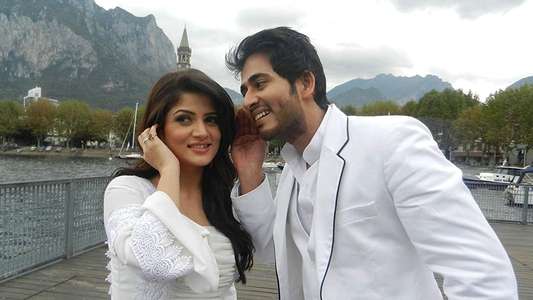 Majnu - Backdrop