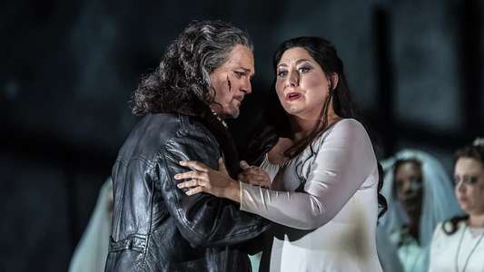 The ROH Live: Il trovatore - Backdrop