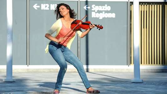 Baadshah - Backdrops