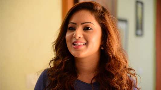 7 Naatkal - Backdrop