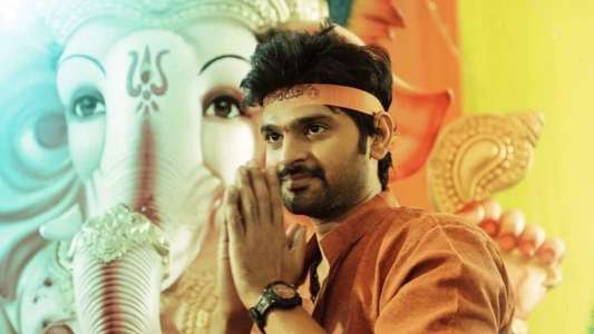 Appatlo Okadundevadu - Backdrop