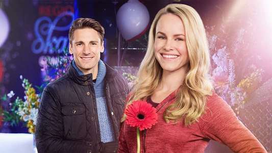 Love on Ice - Backdrop