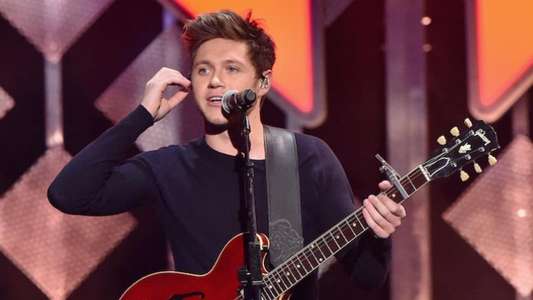 iHeartRadio Jingle Ball 2016 - Backdrop