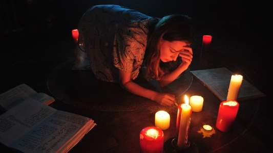 A Dark Song - Backdrop