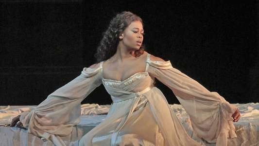 Met Opera Live: Roméo et Juliette - Backdrop