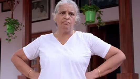 Oru Muthassi Gadha - Backdrop