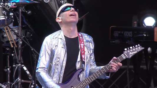 Joe Satriani - Hellfest 2016 - Backdrop