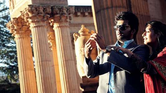 Iruvar Ullam - Backdrop