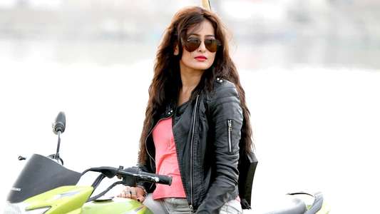 Direct Ishq - Backdrop