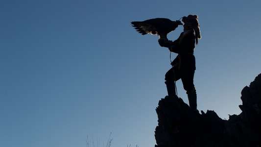 The Eagle Huntress - Backdrop