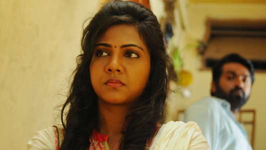 Kadhalum Kadanthu Pogum - Backdrop