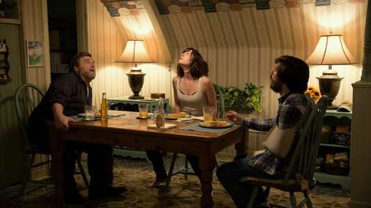 10 Cloverfield Lane - Backdrop
