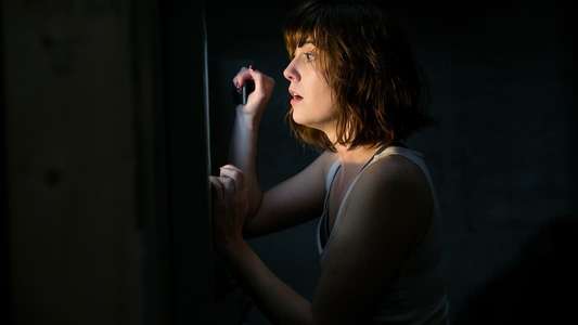 10 Cloverfield Lane - Backdrop