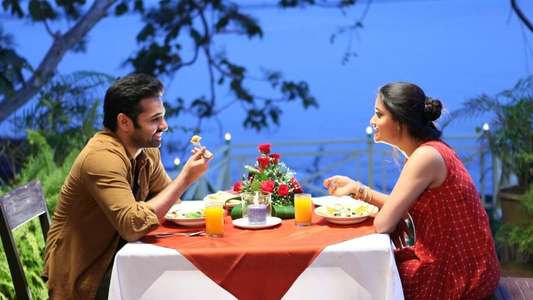 Nenu..Shailaja - Backdrops