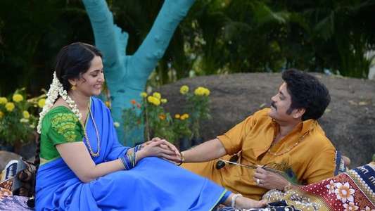 Soggade Chinni Nayana - Backdrop