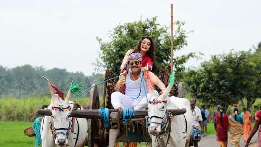 Soggade Chinni Nayana - Backdrop