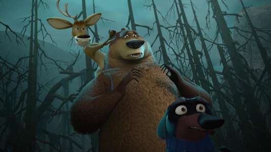 Open Season: Scared Silly - Backdrop