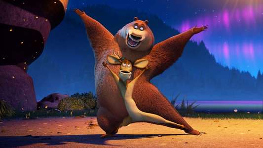 Open Season: Scared Silly - Backdrop