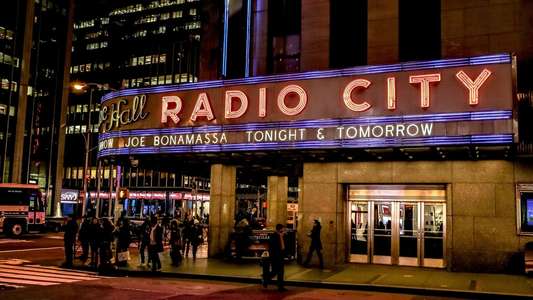 Joe Bonamassa - Live at Radio City Music Hall - Backdrop
