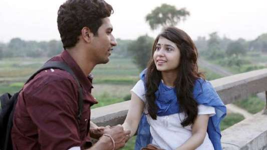 Masaan - Backdrops