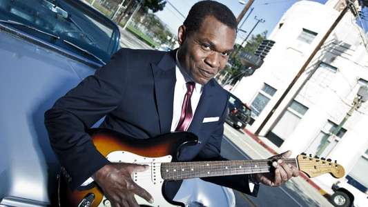 The Robert Cray Band: 4 Nights of 40 Years Live - Backdrop