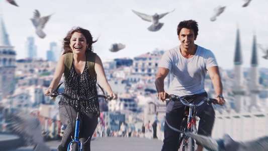 Dil Dhadakne Do - Backdrop