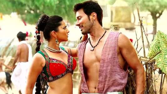 Ek Paheli Leela - Backdrop