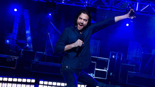 Chris D'Elia: Incorrigible - Backdrop