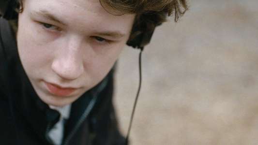 Louder Than Bombs - Backdrop