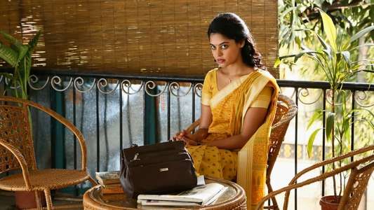 Tamizhuku En Ondrai Azhuthavum - Backdrops