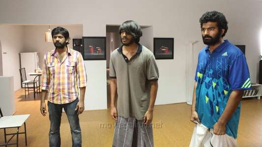 Pisaasu - Backdrops
