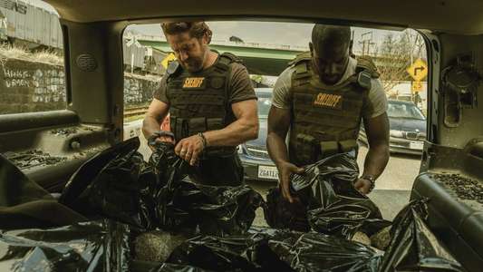 Den of Thieves - Backdrop