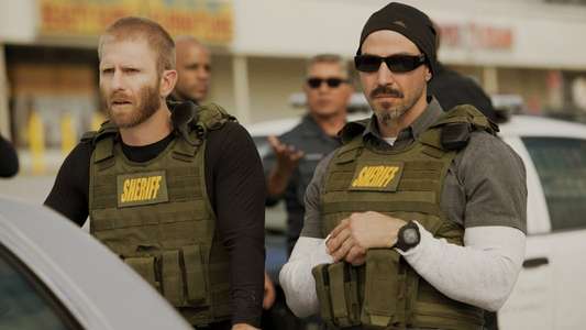 Den of Thieves - Backdrop