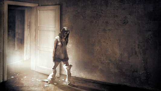 Insidious: Chapter 3 - Backdrop