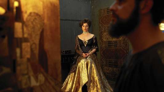 Woman in Gold - Backdrop