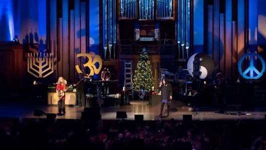 Heart and Friends: Home For The Holidays - Backdrop
