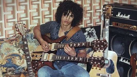 Slash - Raised On the Sunset Strip - Backdrop