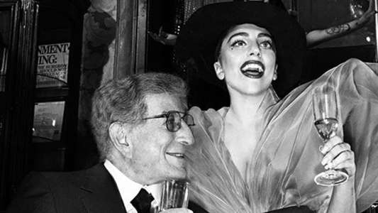 Tony Bennett and Lady Gaga: Cheek To Cheek Live! - Backdrop