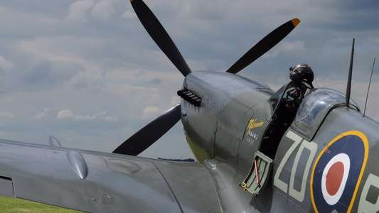 Guy Martin's Spitfire - Backdrop