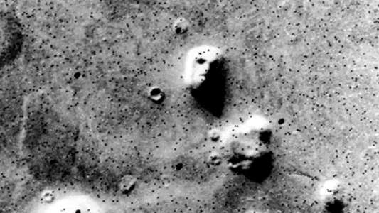 Aliens on the Moon: The Truth Exposed - Backdrop