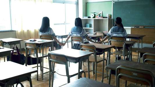Gakkou no Kaidan Noroi no Kotodama - Backdrop