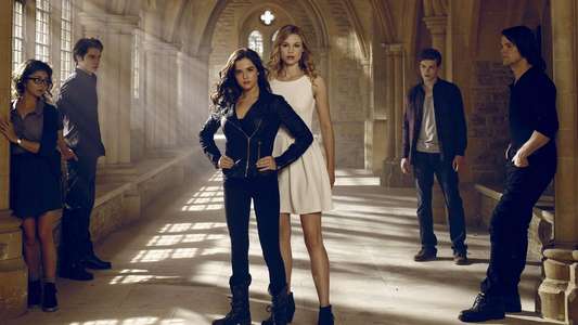 Vampire Academy - Backdrop