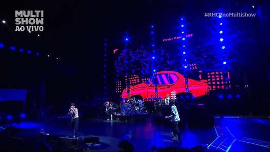 Red Hot Chili Peppers: [2013] Circuito Banco Do Brasil Festival - Backdrop